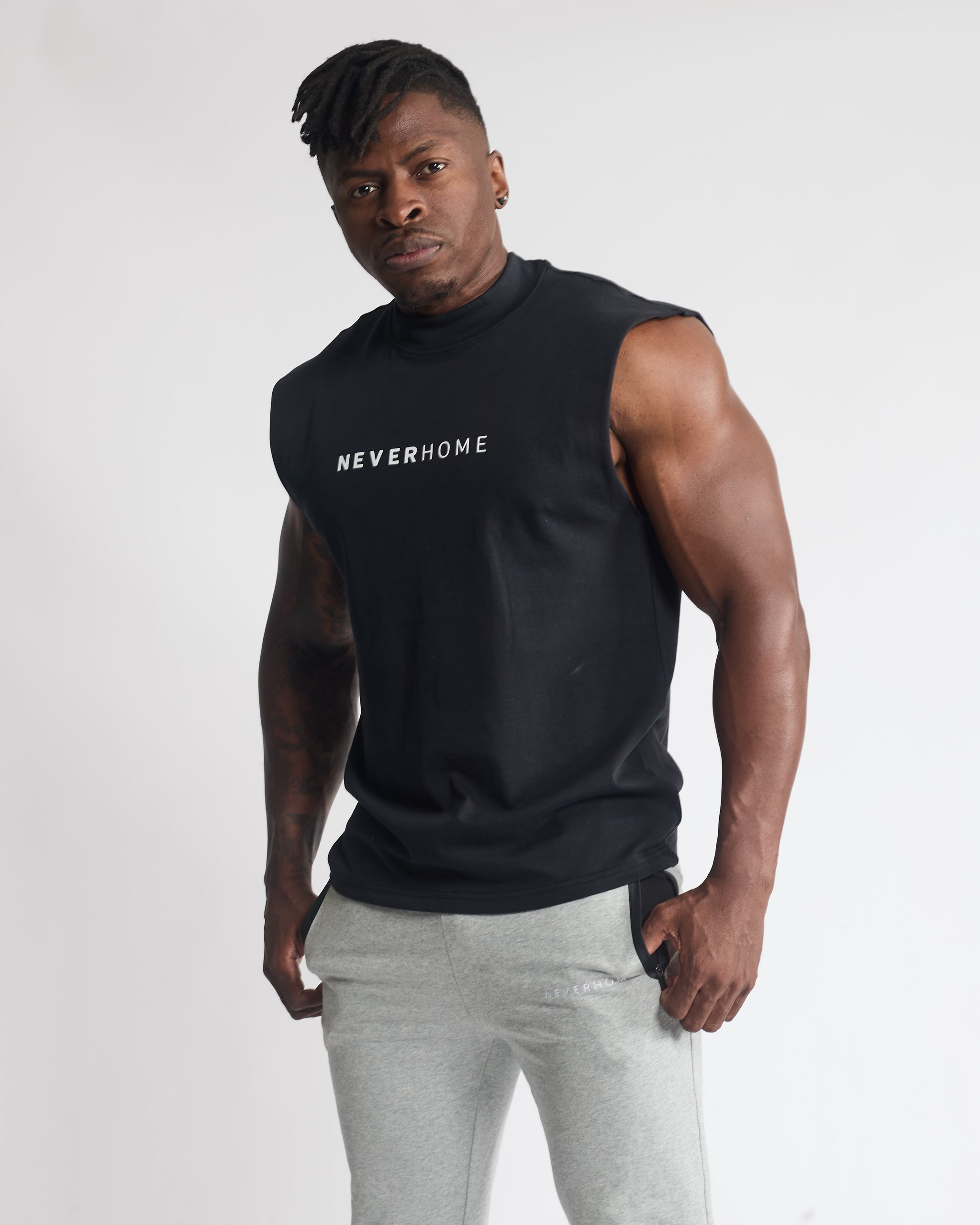 CUT OFF BLACK (NEVERHOME LOGO) Slim fit