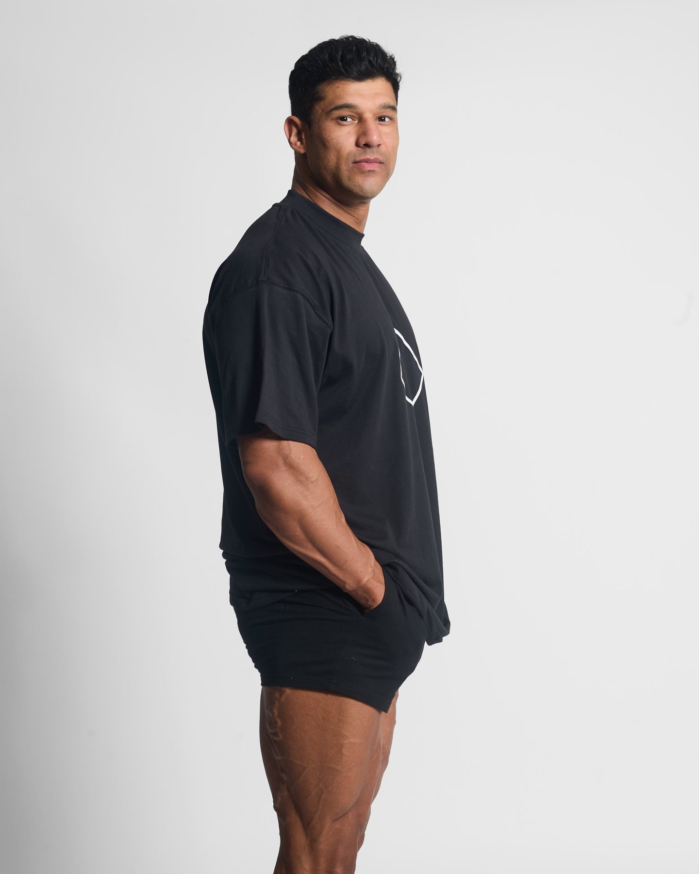 NEVERHOME ULTRA OVERSIZE BLACK –  (DIAMOND LOGO)