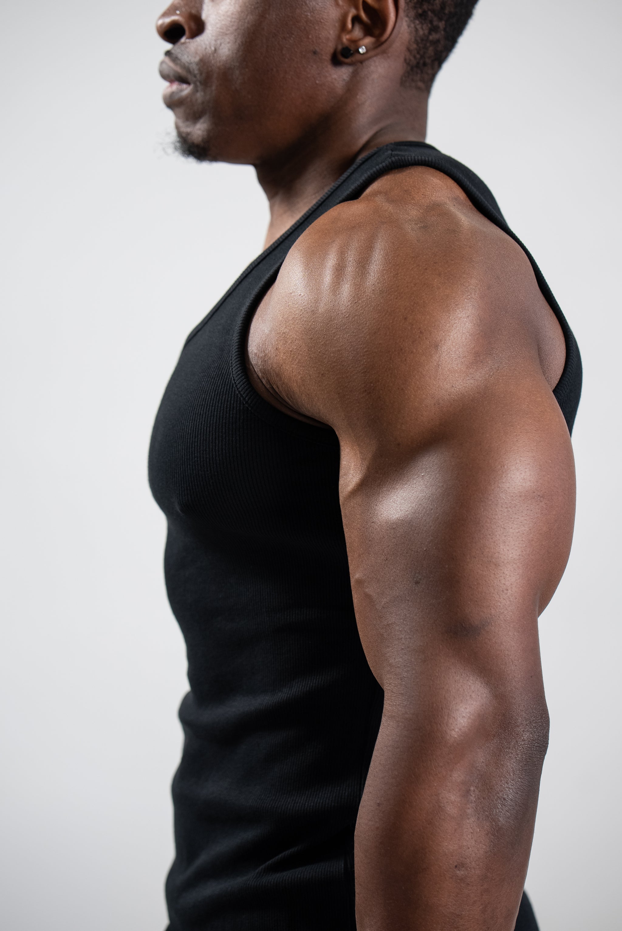 RIBBED BEATER