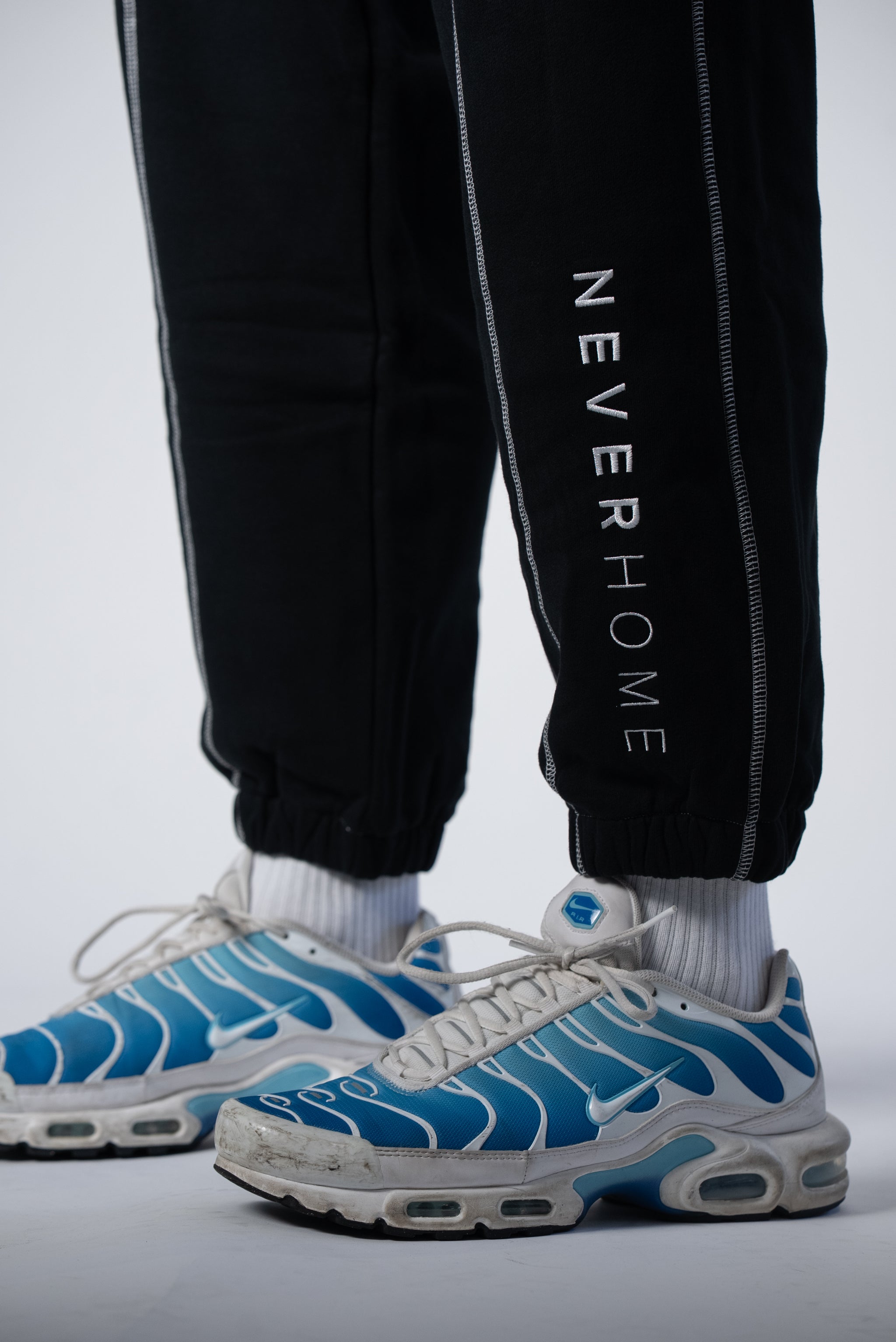 OVERSIZED TRACKSUIT PANTS