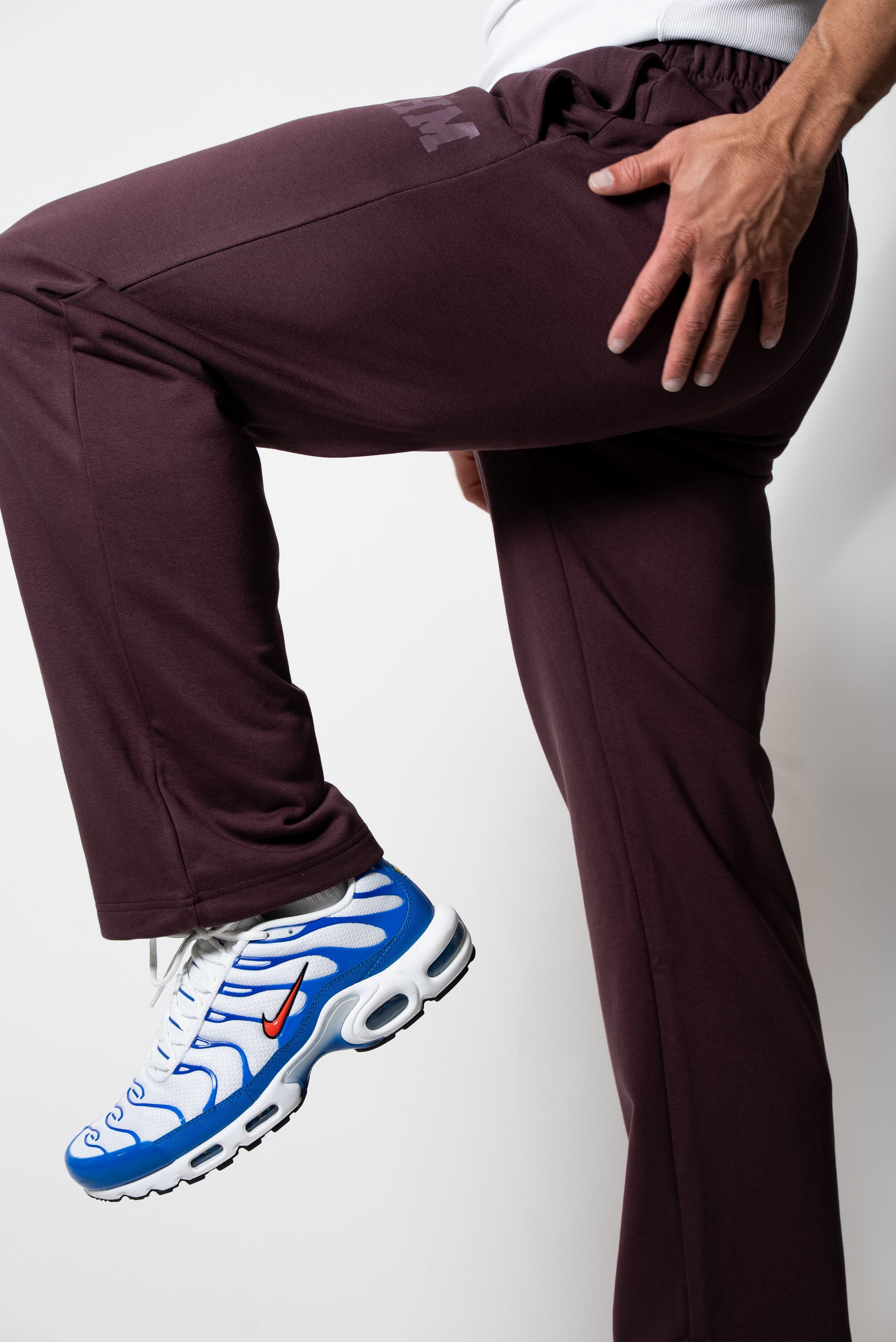 Legacy Straight Leg Sweatpant
