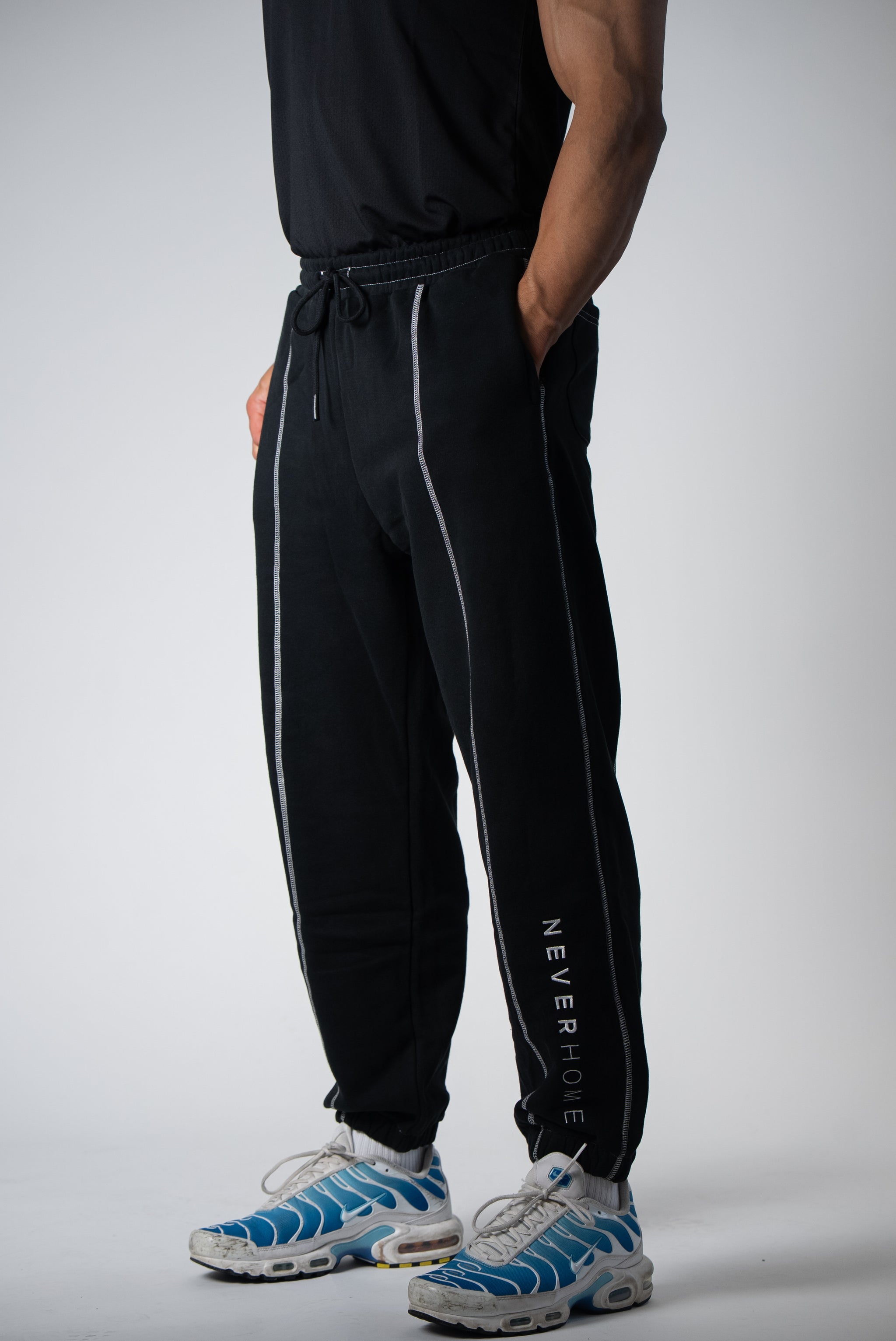 OVERSIZED TRACKSUIT PANTS