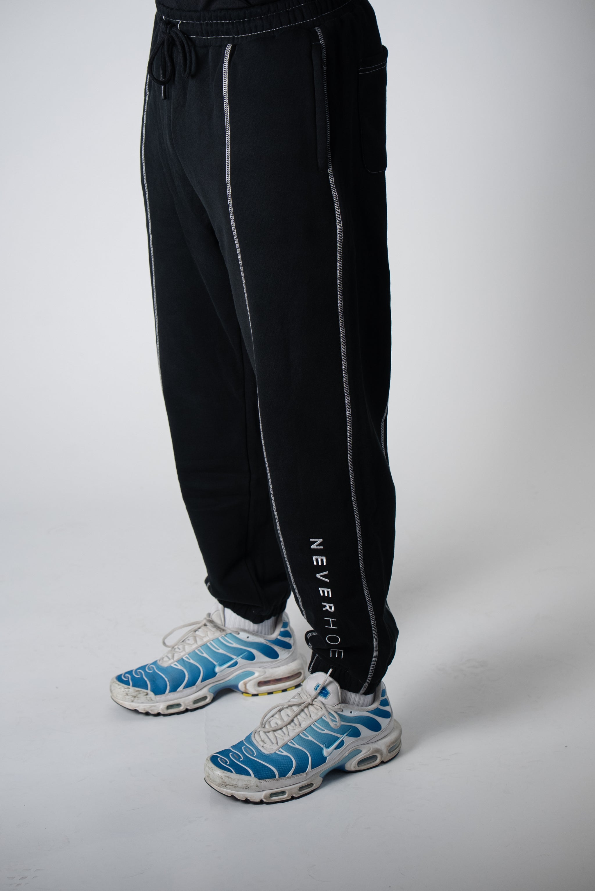 OVERSIZED TRACKSUIT PANTS