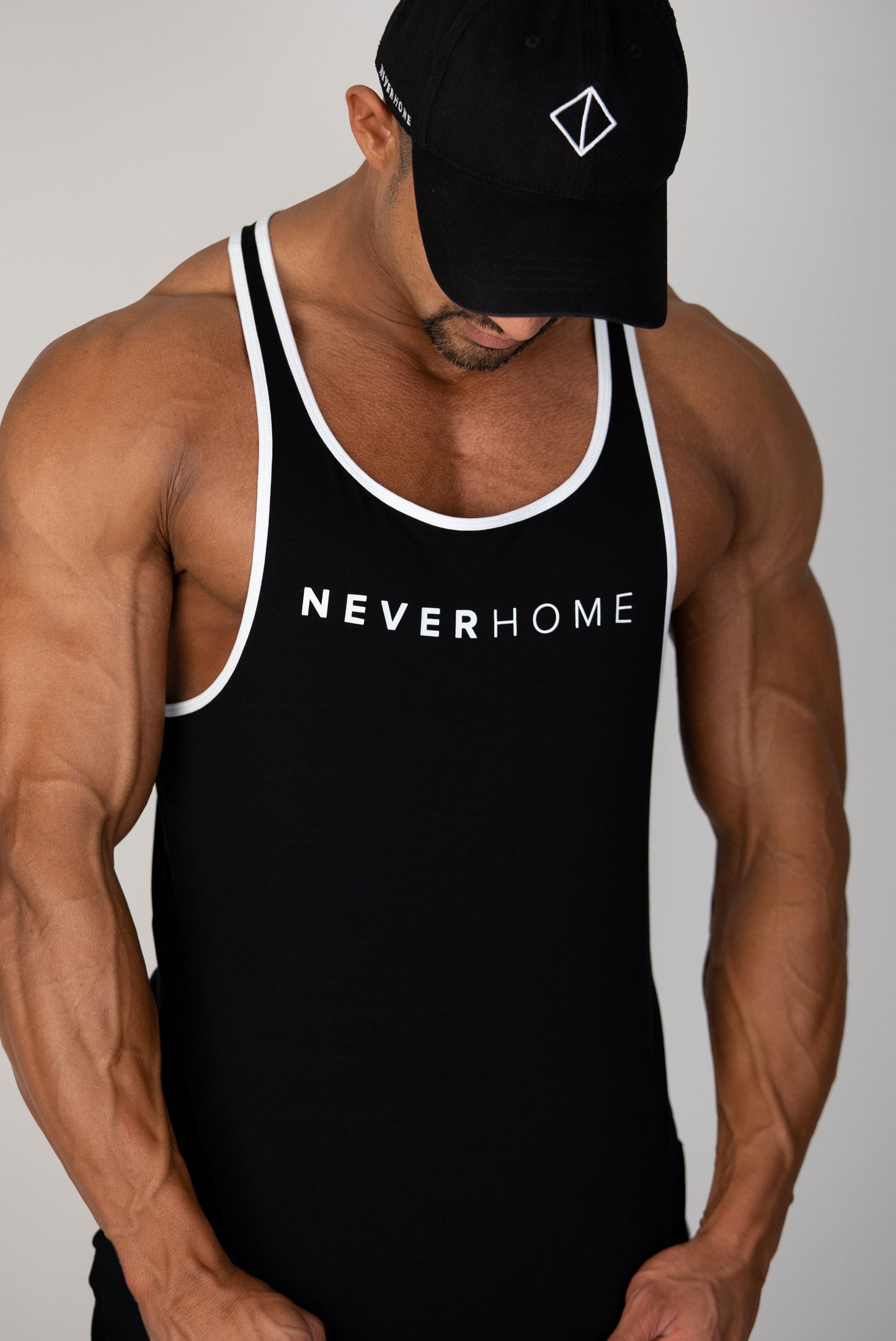 THE ULTIMATE PIPED BLACK AND WHITE STRINGER